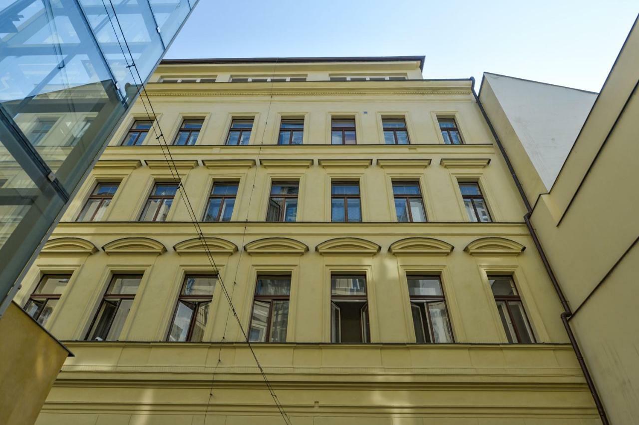 Glamour Frida Apartment Praga Esterno foto